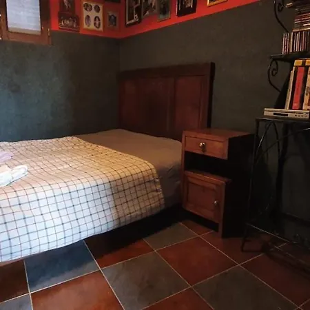 Casa Familia Cedo Holiday home