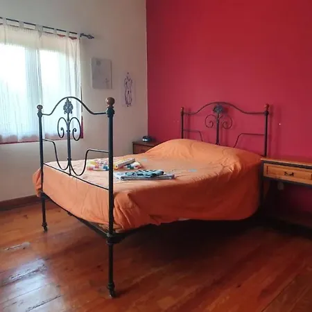 Casa Familia Cedo Holiday home
