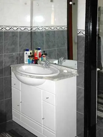Casa Familia Cedo Holiday home Povoa de Sao Cosme